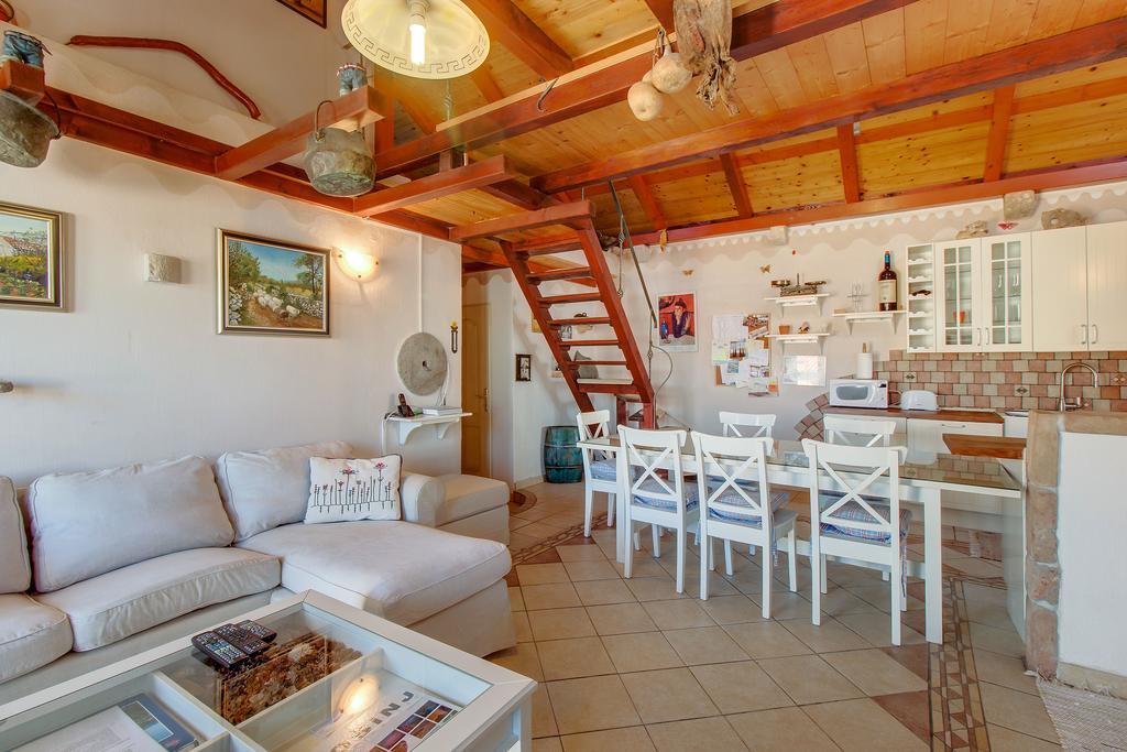 Apartments Popi Mali Lošinj Buitenkant foto