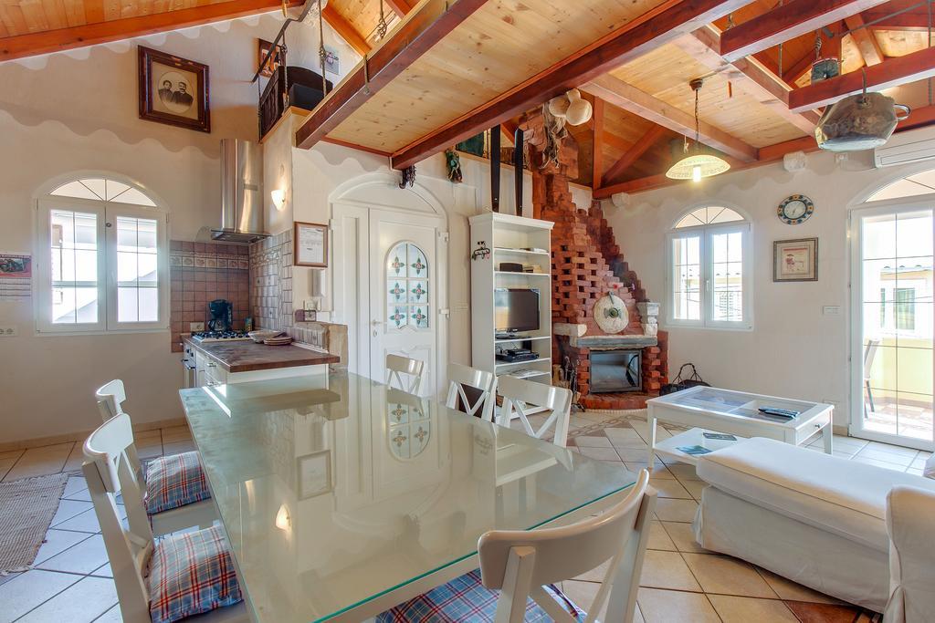 Apartments Popi Mali Lošinj Buitenkant foto
